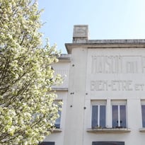 De la rue Victor Basch à la Maison du Peuple