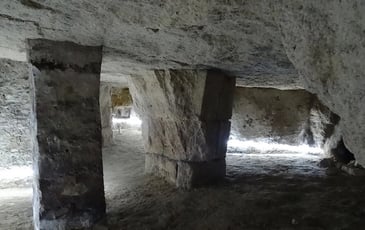 Visite libre à Laon : Les souterrains de la cité médiévale