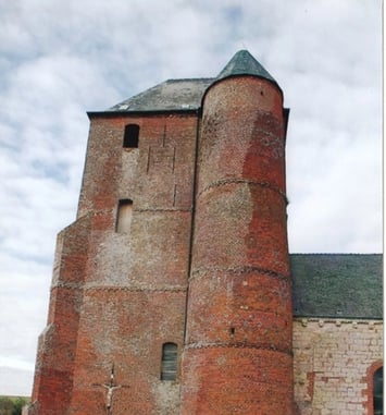 Le renouveau de l'église fortifiée de Prisces