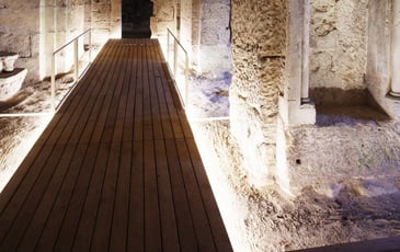 Visite guidée de la crypte
